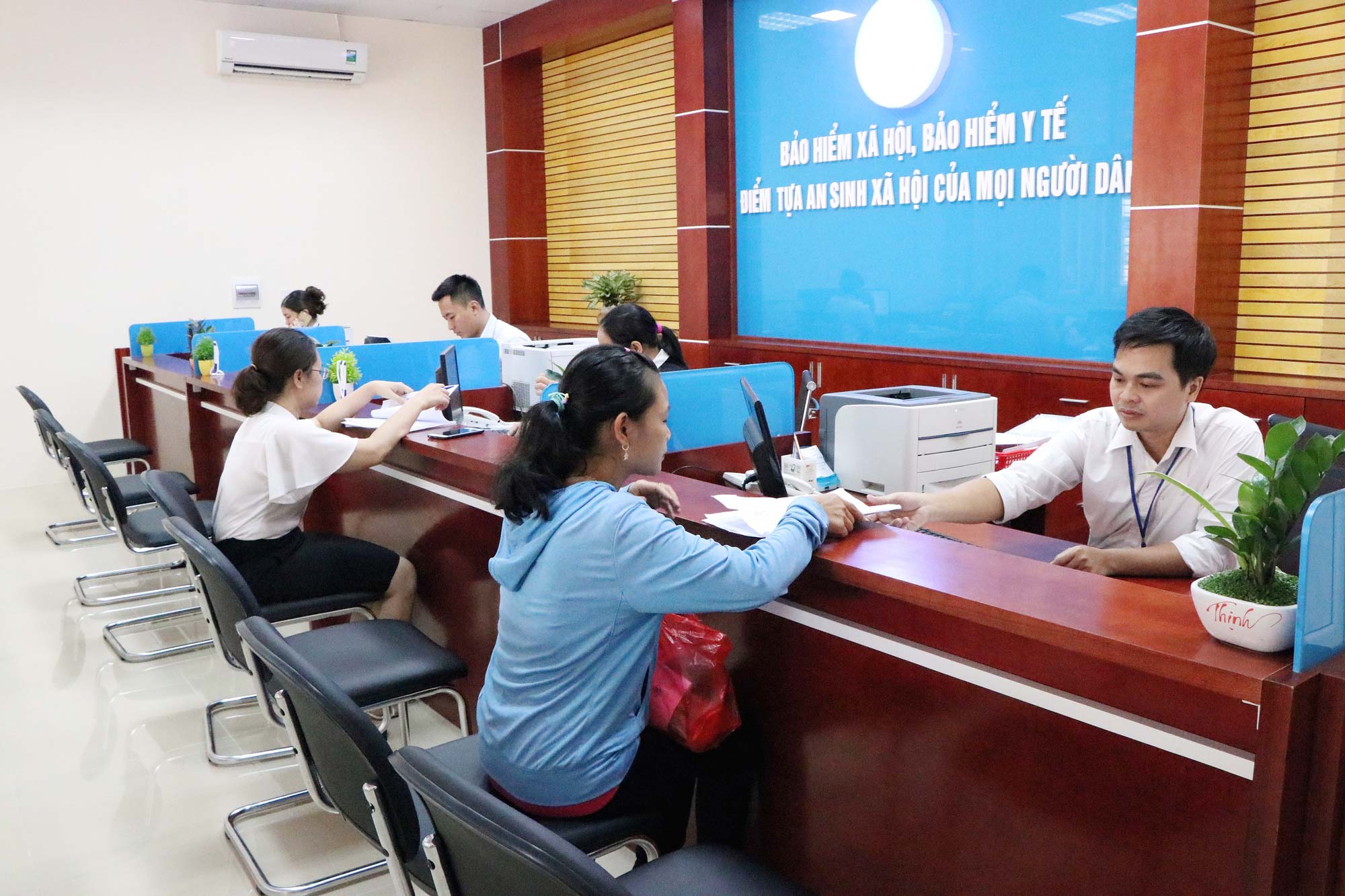 Chính sách bảo hiểm thất nghiệp đã thực hiện tốt vai trò là điểm tựa cho người thất nghiệp 