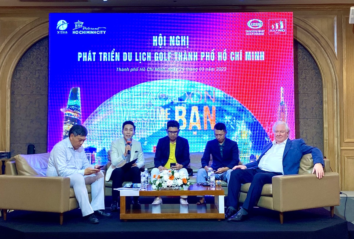 C&aacute;c diễn giả cho rằng&nbsp;cần c&oacute; sự li&ecirc;n kết chặt chẽ giữa du lịch th&ocirc;ng thường v&agrave; du lịch golf nhằm tạo ra nhiều sản phẩm du lịch để phục vụ du kh&aacute;ch. Ảnh: LA.