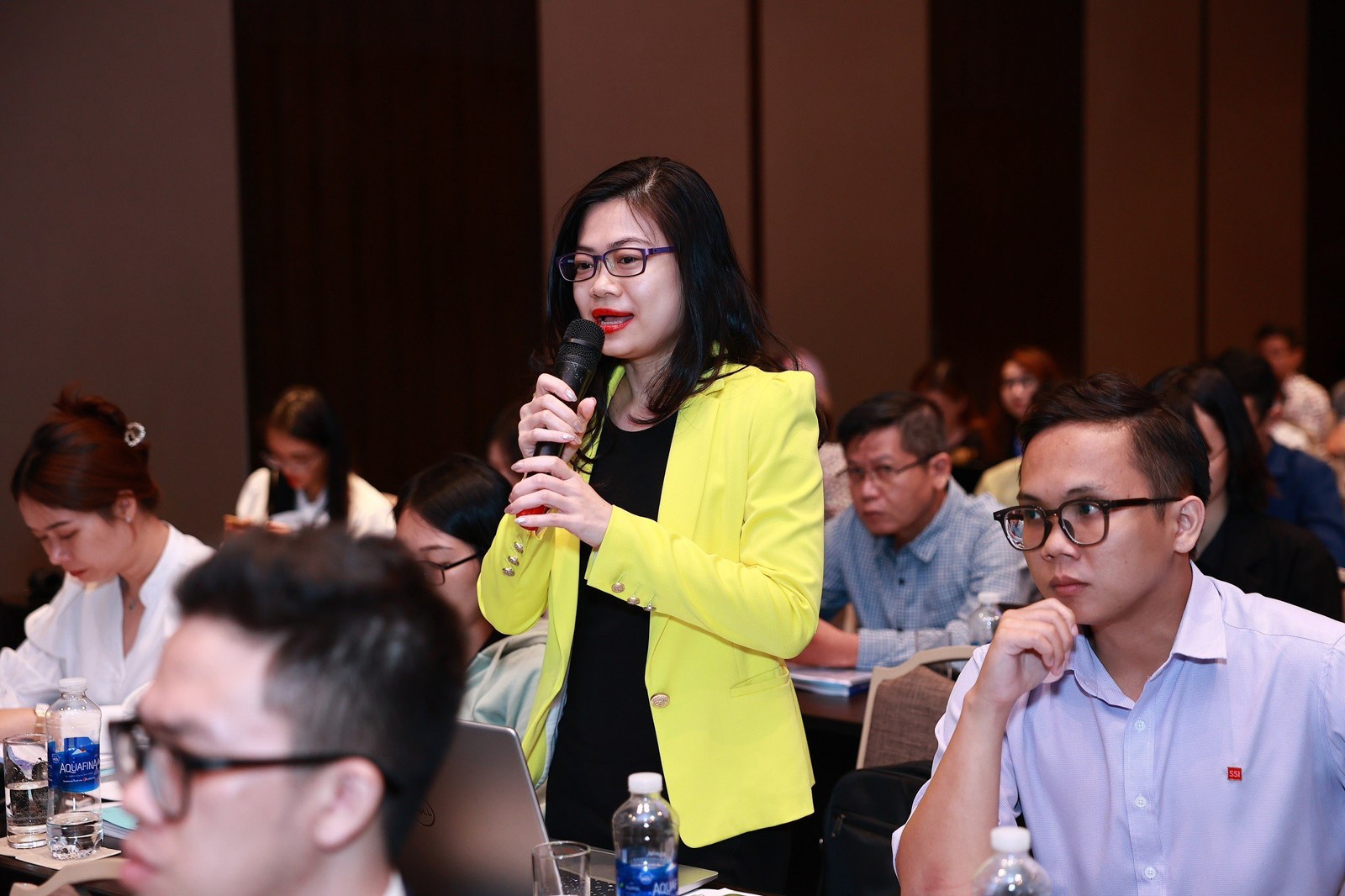 Cổ đông chất vấn về việc hoàn thành kế hoạch năm 2023 của VCI