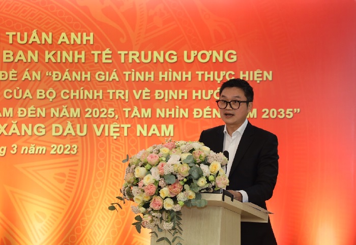 Chủ tịch HĐQT Petrolimex Phạm Văn Thanh: 