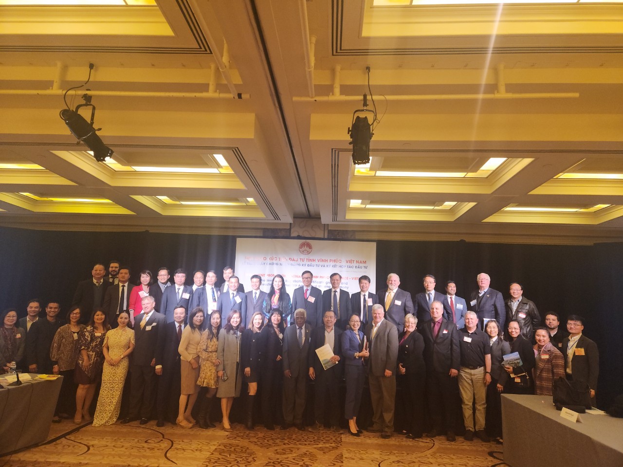 Hội thảo xúc tiến đầu tư tại San Francisco (Hoa Kỳ) có sự tham dự của gần 100 doanh nghiệp là những tập đoàn, công ty lớn và uy tín hàng đầu của Hoa Kỳ.