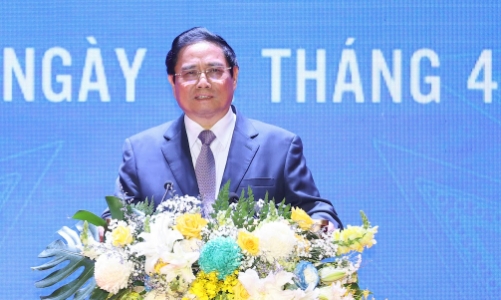 Thủ tướng yêu cầu Khánh Hòa kịp thời xử lý khó khăn liên quan tới vốn, tiếp cận đất đai, thủ tục hành chính cho doanh nghiệp