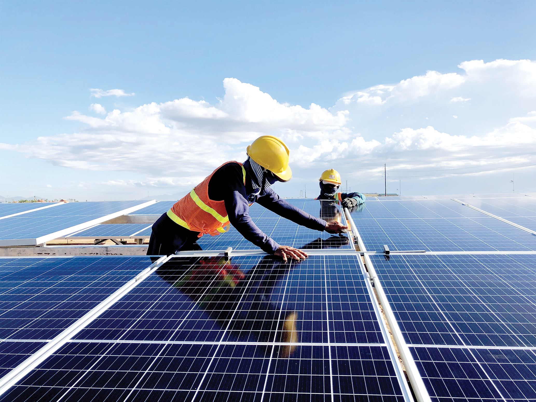 Nhiều doanh nghiệp năng lượng tái tạo có nguy cơ khủng hoảng dòng tiền.