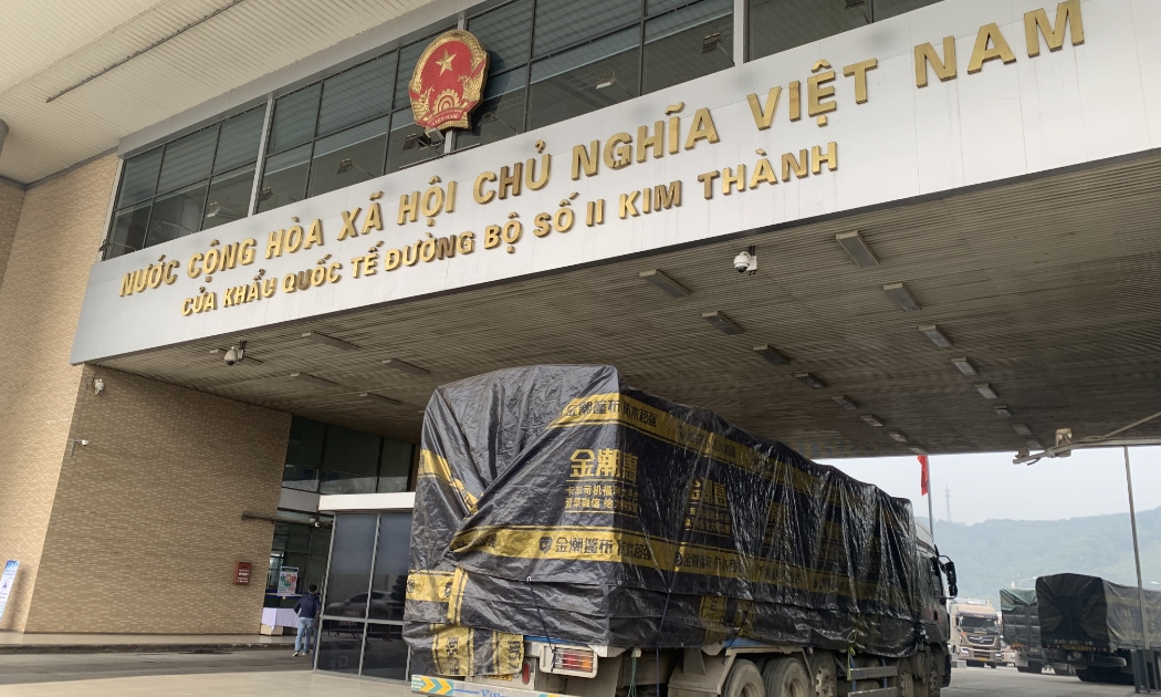 Việc xuất khẩu từ Lào Cai sang Trung Quốc gặp nhiều khó khăn
