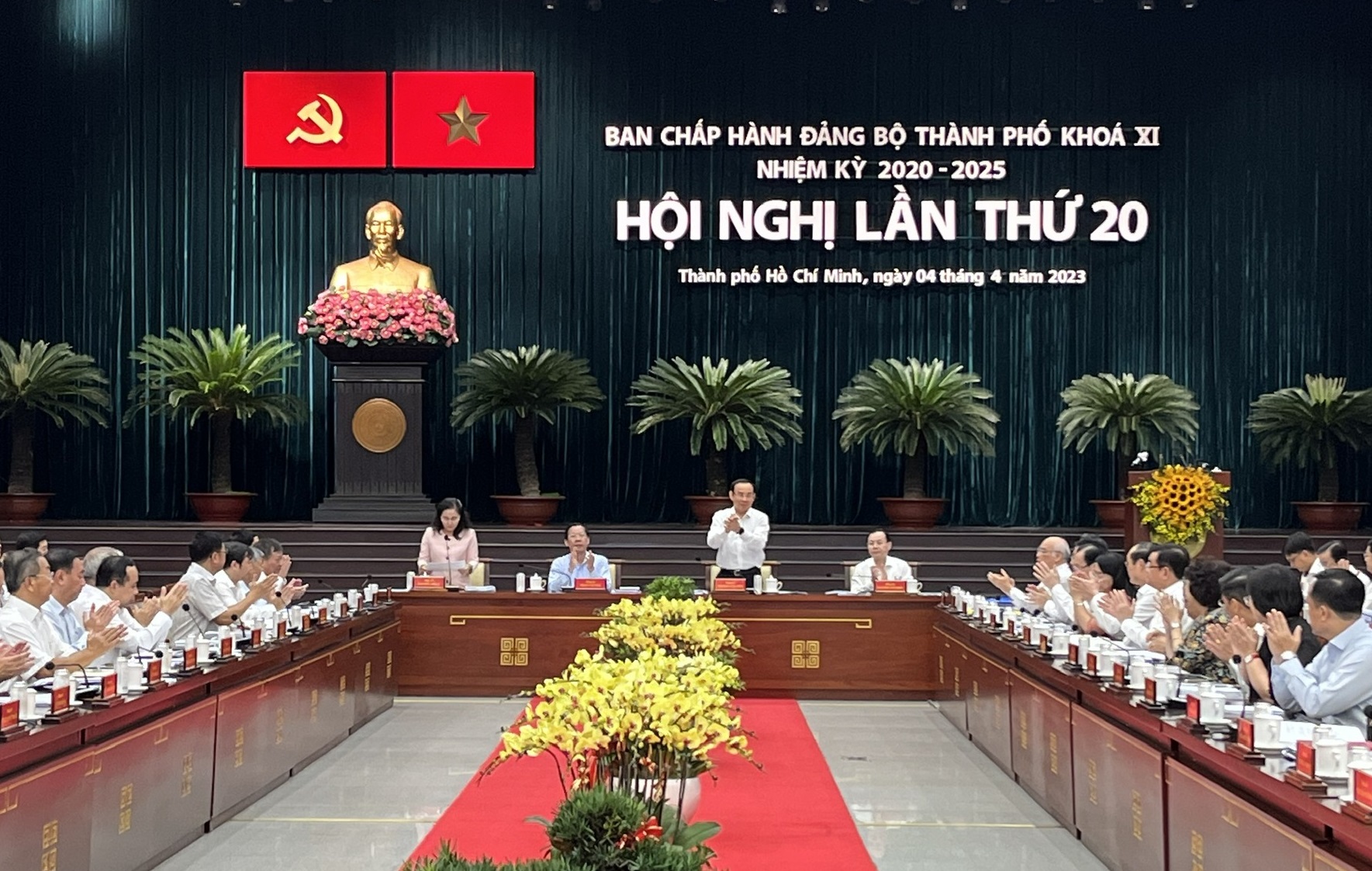 Hội nghị lần thứ 20 Ban Chấp hành đảng bộ Thành phố khóa XI nhiệm kỳ 2020-2025 khai mạc sáng 4/4.