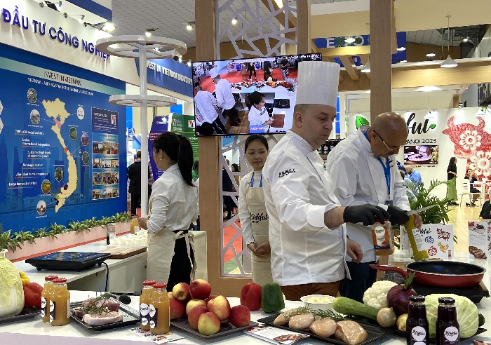 Ch&acirc;u &Acirc;u quảng b&aacute; n&ocirc;ng sản thực phẩm ti&ecirc;u chuẩn chất lượng ch&acirc;u &Acirc;u tới thị trường Việt Nam.