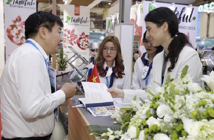 Thông qua hội chợ có thể thu hút được nguồn đầu tư nước ngoài ngày càng nhiều hơn vào Việt Nam.