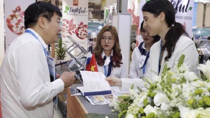 Vietnam International Trade Fair underway in Hanoi