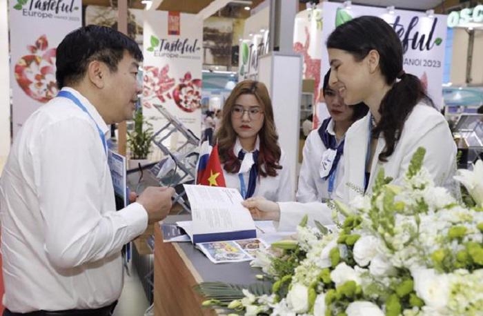 Vietnam International Trade Fair underway in Hanoi