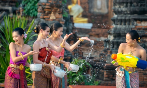 Thái Lan: Songkran 2023 sẽ là lễ hội té nước lớn nhất từ trước đến nay