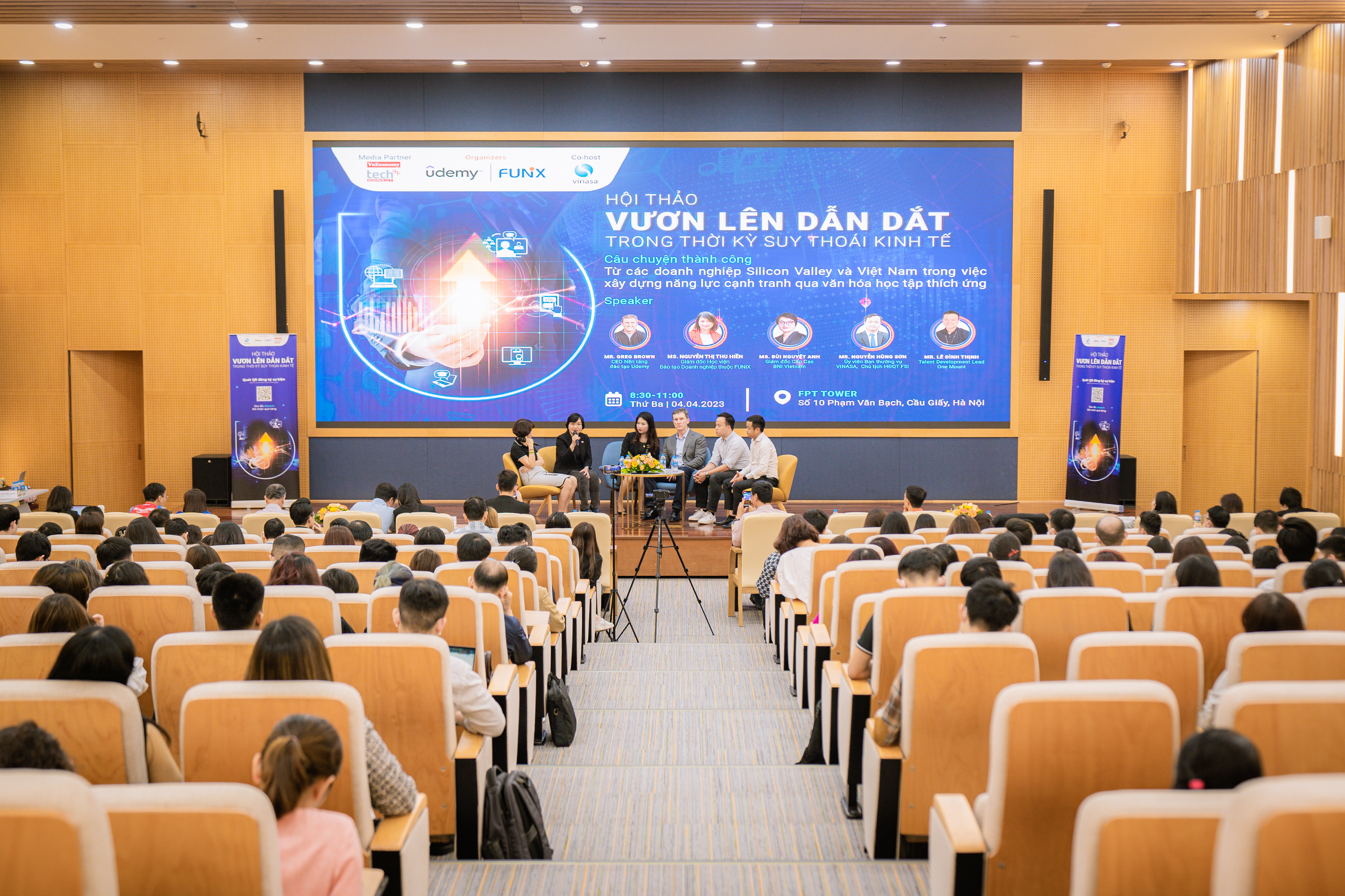 Các chuyên gia cho rằng, nếu kỹ năng đào tạo là quan trọng với doanh nghiệp thì đội ngũ lãnh đạo cần chủ động trang bị kỹ năng đó.