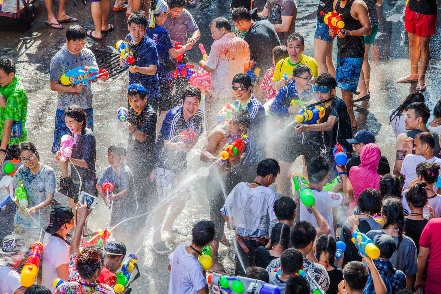Các hoạt động rầm rộ mừng Tết Songkran sẽ được tổ chức trên khắp đất nước Thái Lan trongtháng Tư.