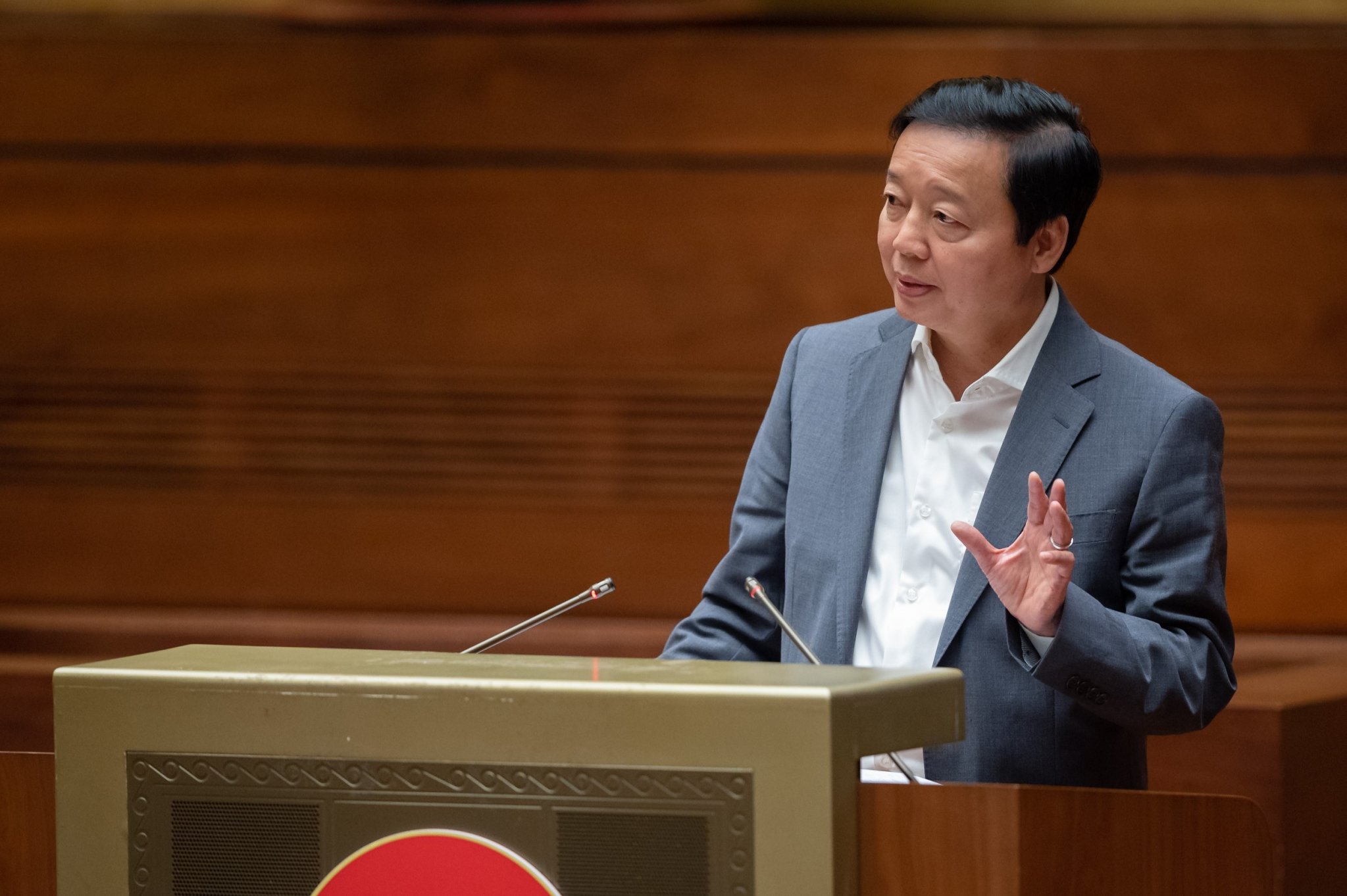 Phó Thủ tướng Chính phủ, Bộ trưởng Bộ Tài nguyên và Môi trường Trần Hồng Hà - Ảnh: Quochoi.vn