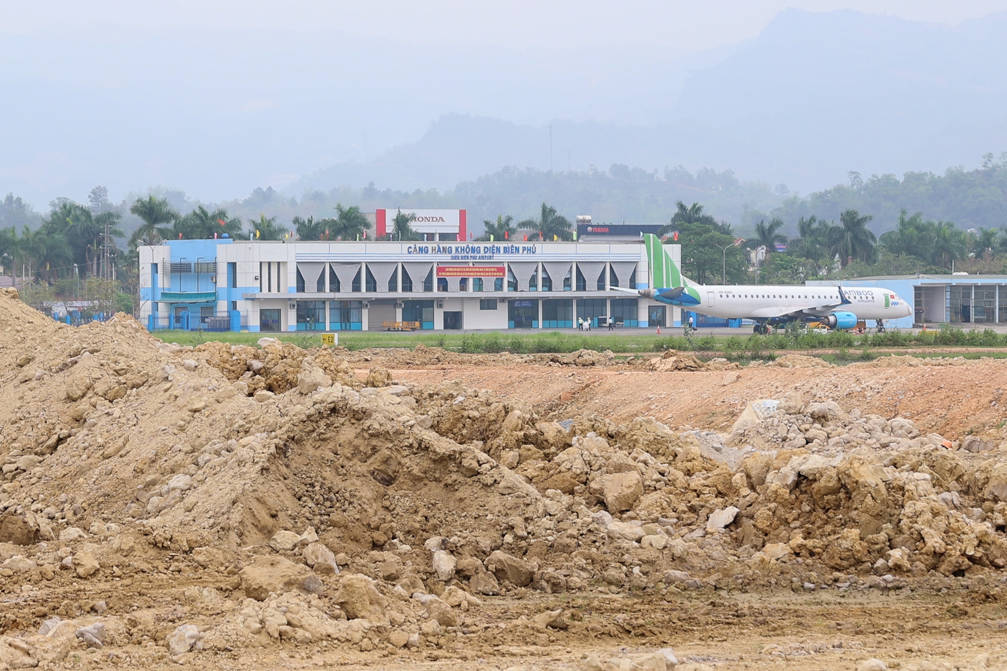 Mở rộng sân bay Điện Biên là dự án trọng điểm của tỉnh Điện Biên, được kỳ vọng tạo sức bật mới cho tỉnh và vùng Tây Bắc - Ảnh: VGP.