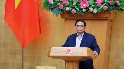 PM asks that attention be given to draft land and housing law revisions