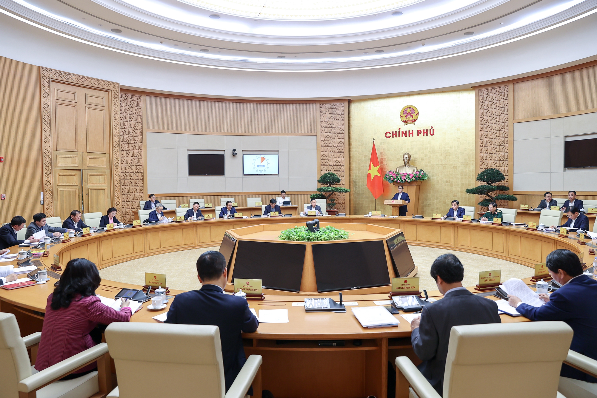 Toàn cảnh phiên họp - Ảnh: VGP