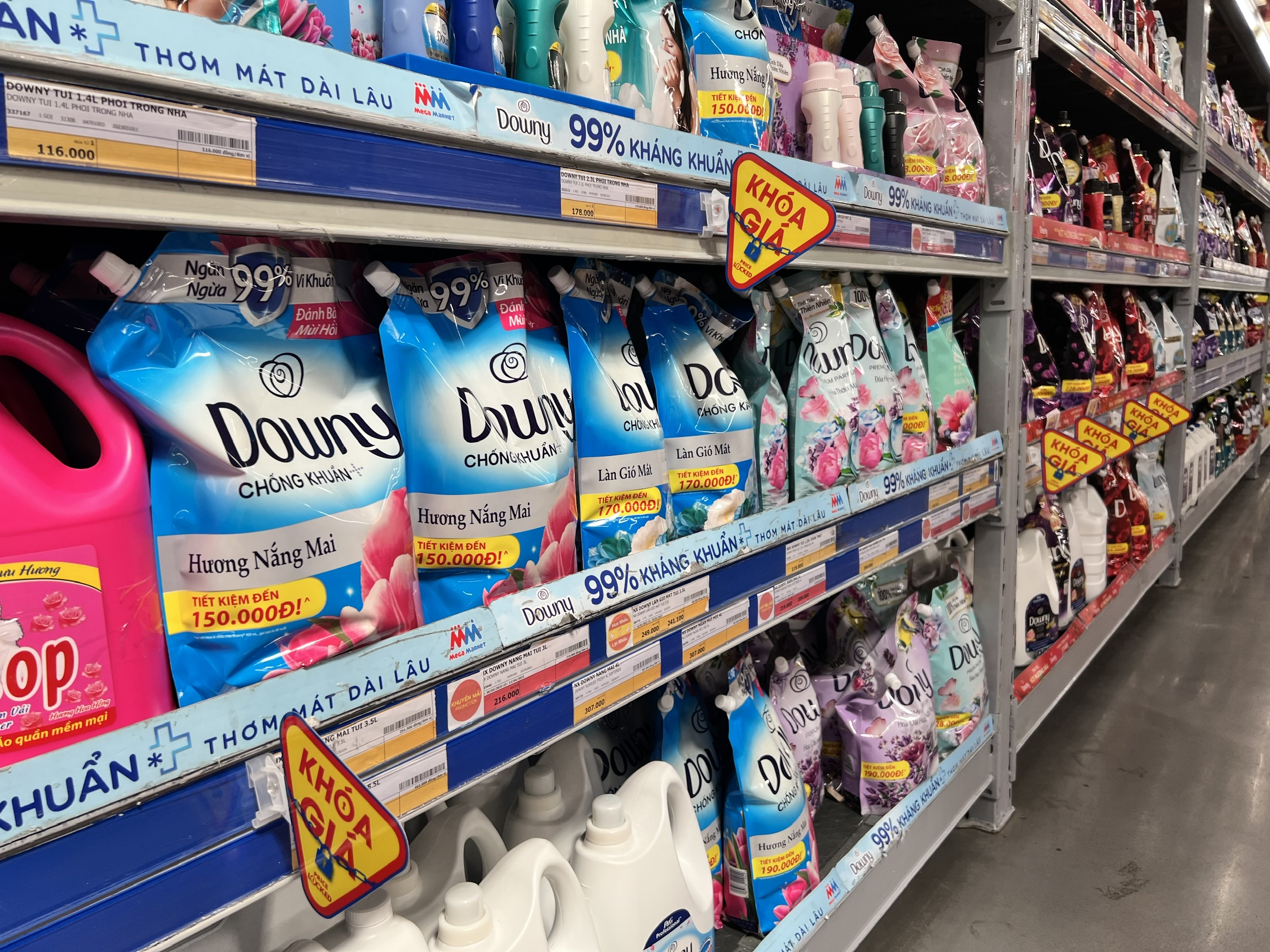 Hệ thống MM Mega Market đang có chương trình “Khóa giá” dành cho hơn 500 mặt hàng thực phẩm và nhu yếu phẩm thiết yếu.
