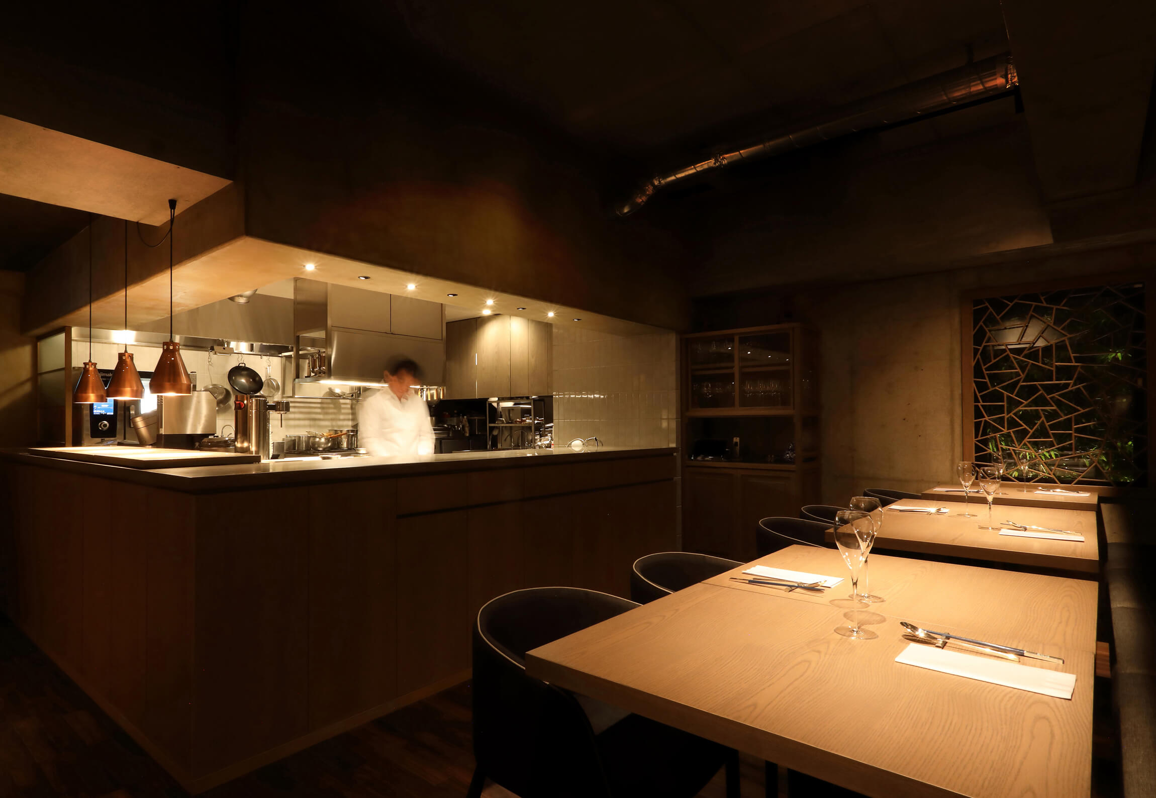 Nh&agrave; h&agrave;ng&nbsp;nh&agrave; h&agrave;ng Piao Xiang tại khu Azabu Juban nổi tiếng với phong c&aacute;ch ẩm thực Tứ Xuy&ecirc;n.