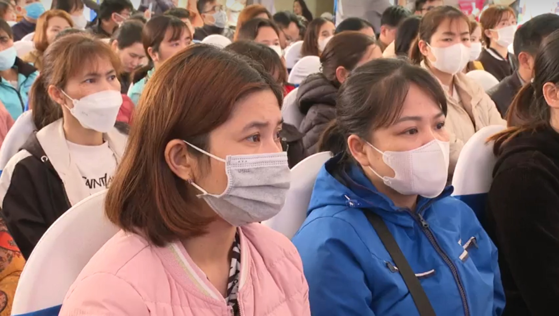 Người lao động trên địa bàn tỉnh Thái Nguyên tham dự Tuần cao điểm kết nối cung - cầu. Ảnh - N.Dương.