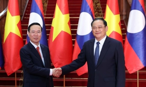 Chủ tịch nước Võ Văn Thưởng hội kiến Thủ tướng và Chủ tịch Quốc hội Lào