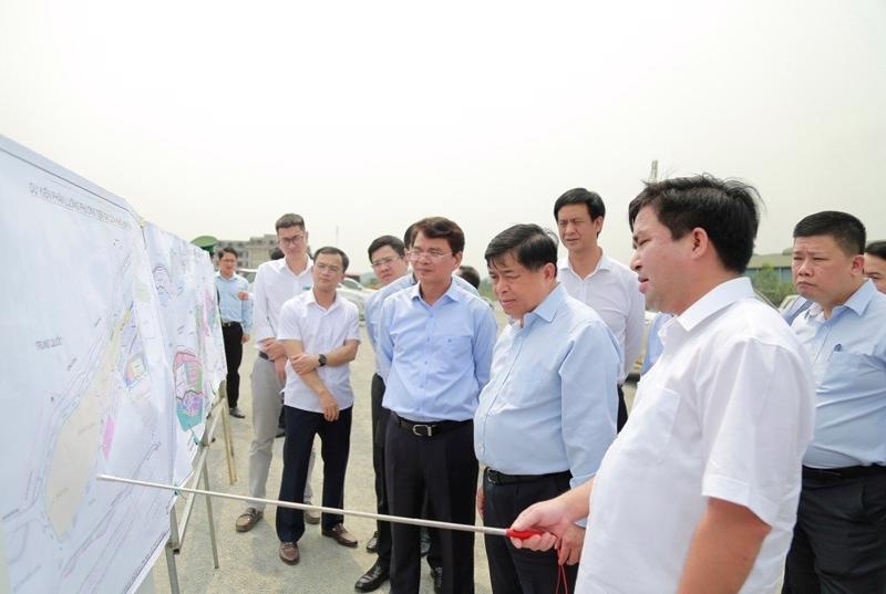 Lao Cai calls for key transport projects to be accelerated