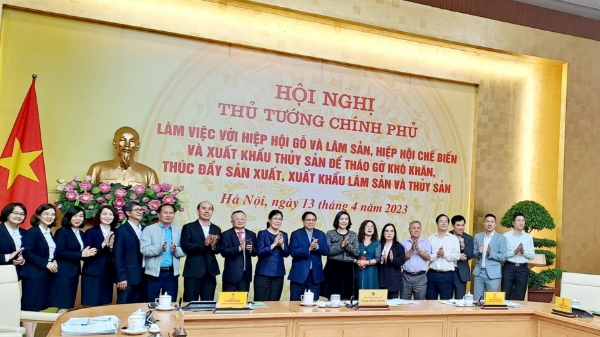 Thủ tướng: Ngành lâm sản, thủy sản cần phát huy tinh thần chủ động, sáng tạo và vượt khó