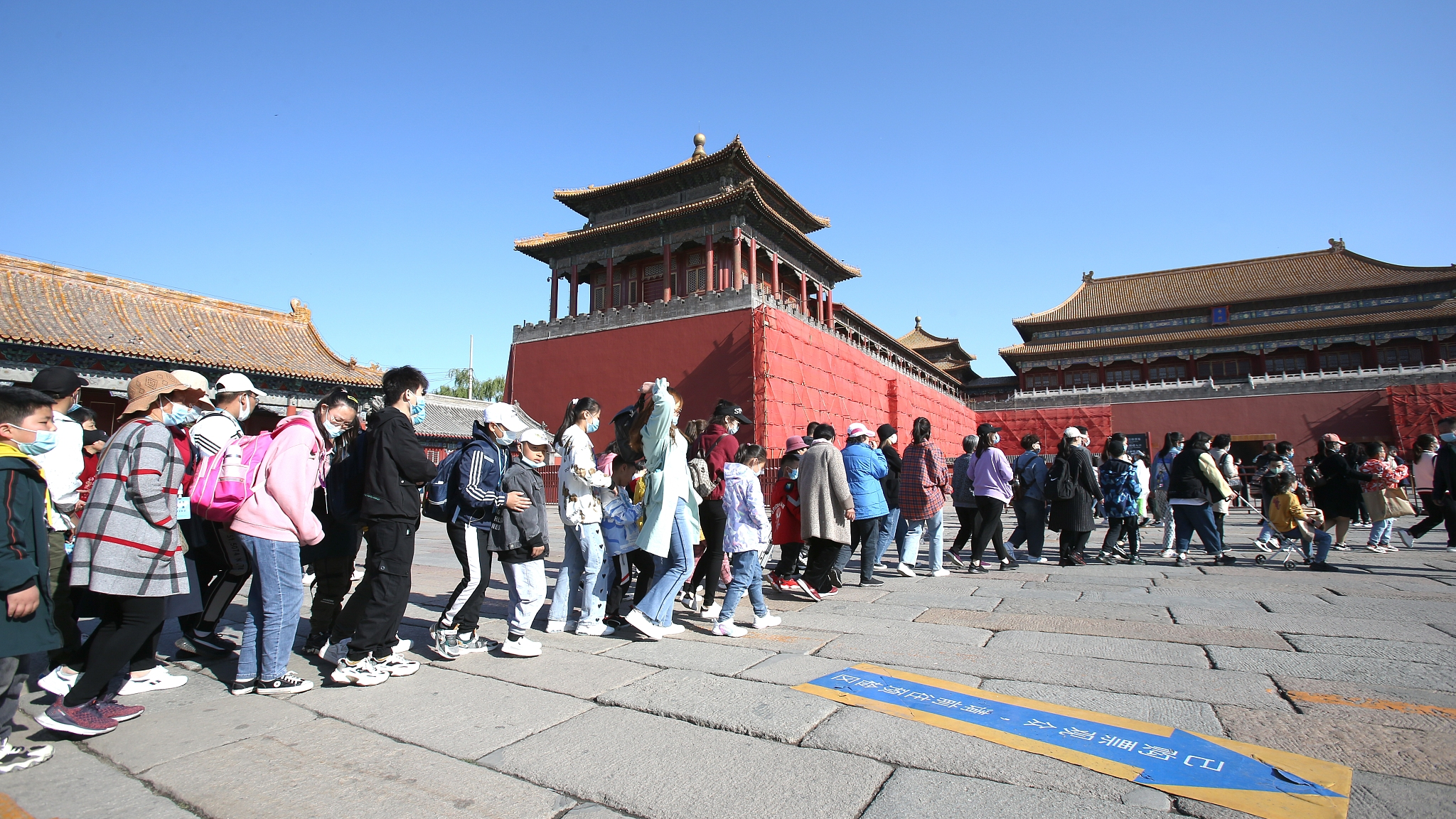 B&ecirc;n cạnh c&aacute;c chuyến đi nước ngo&agrave;i, c&aacute;c chuyến đi đường d&agrave;i trong nước cũng tăng mạnh trong kỳ nghỉ lễ tới.