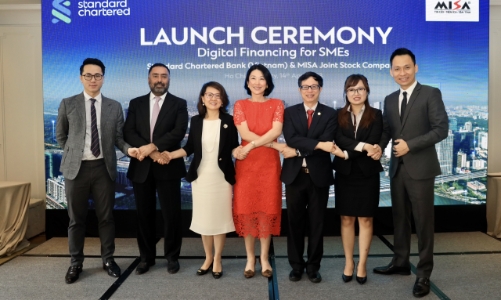 Standard Chartered Việt Nam hợp tác với MISA ra mắt giải pháp tài trợ vốn trên nền tảng số 