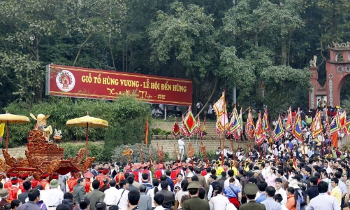 Tình trạng ùn tắc là khó tránh khỏi tại Lễ hội Đền Hùng 2023 