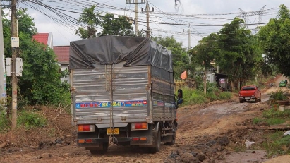 Transport minister asks localities to speed up projects