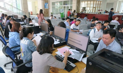 Xây dựng luật: Cần tránh “phanh gấp”