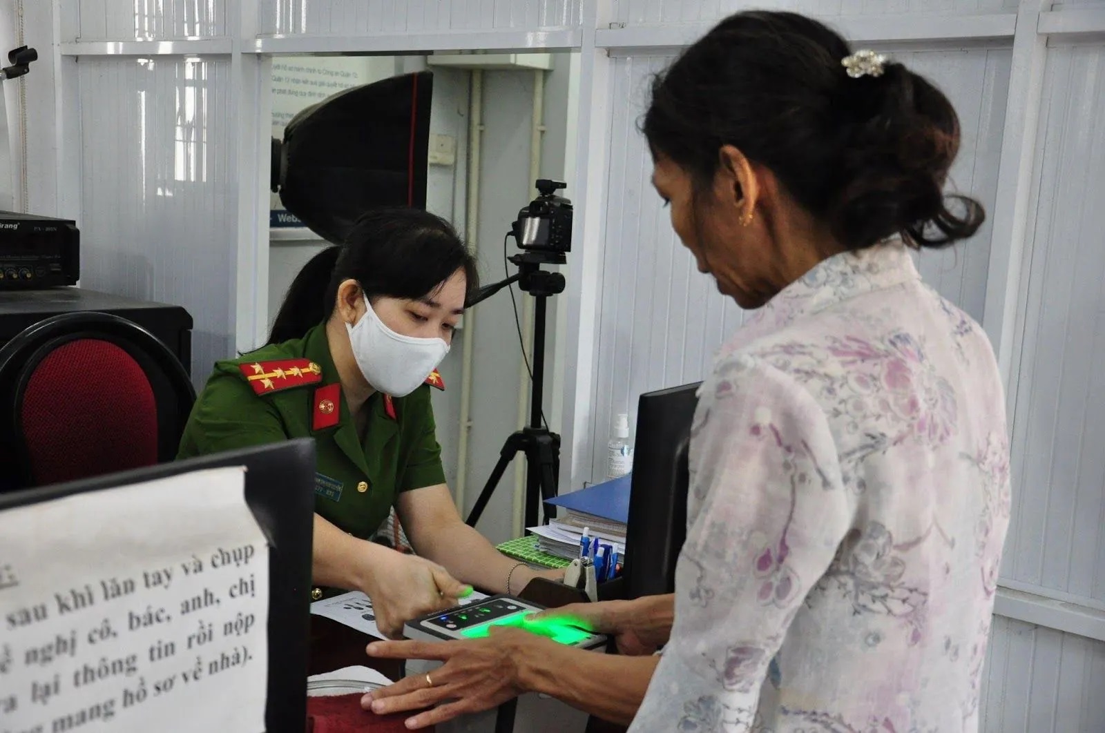 TP.HCM lập đường dây nóng số 0693.187.111 về Cơ sở Dữ liệu quốc gia. (Ảnh minh họa). 