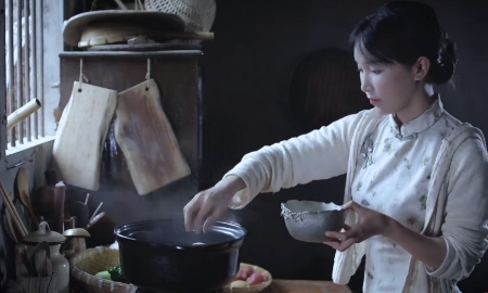 Thu nhập từ quảng cáo của Lý Tử Thất có thể lên tới hơn 6,9 triệu nhân dân tệ trong năm nay. Ảnh: PanDaily