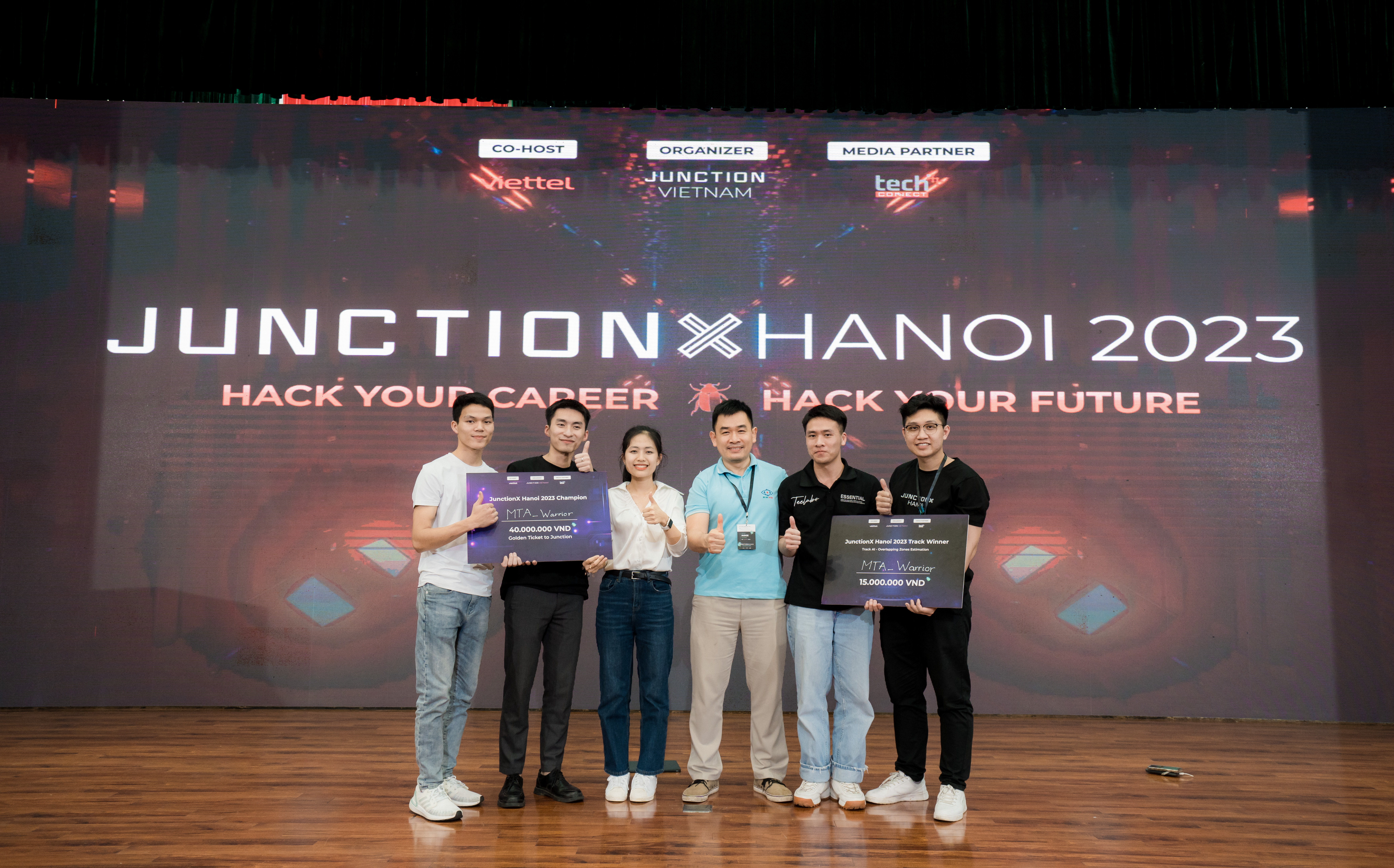 The MTA_Warrior team surpassed talented opponents to become the champion of JuntionX Hanoi 2023.