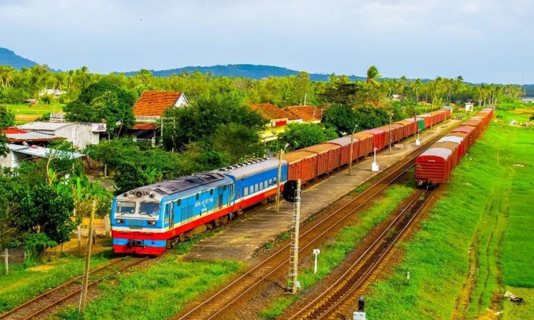 Giai đoạn trước mắt đến năm 2025 sẽ bố trí 15.924 tỷ đồng từ nguồn đầu tư công cho lĩnh vực đường sắt.