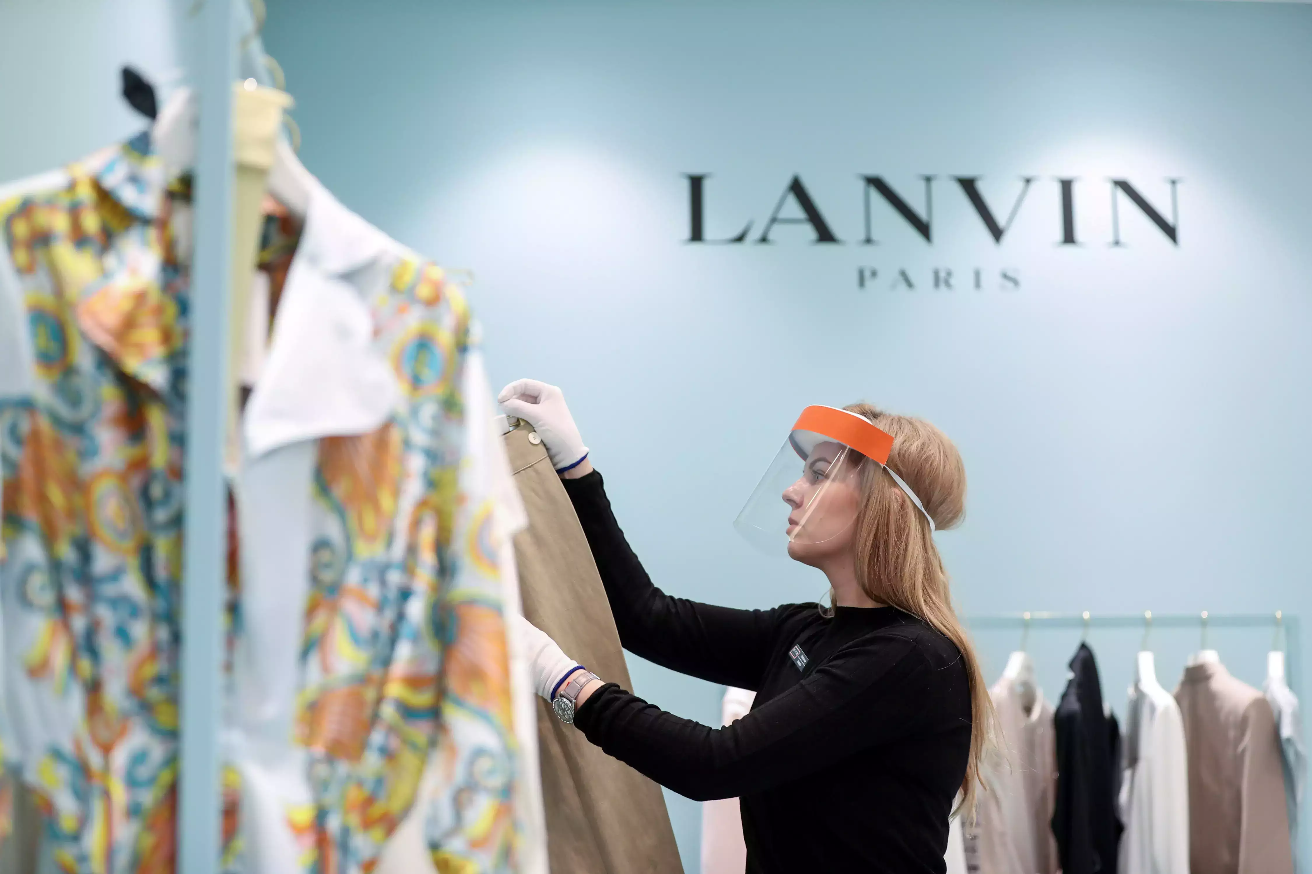 Tập đoàn Lanvin công bố doanh thu cho cả năm 2022 tăng 38% lên 425 triệu Euro.