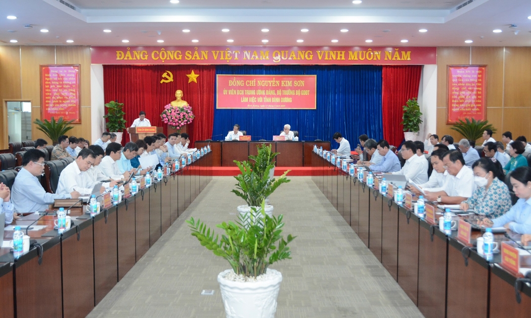 Quang cảnh buổi làm việc. Ảnh: Bộ Giáo dục và Đào tạo