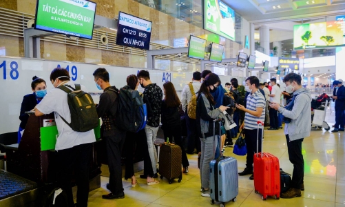 Cục Hàng không cảnh báo nhiều hành khách bị lừa, mua dính vé máy bay giả