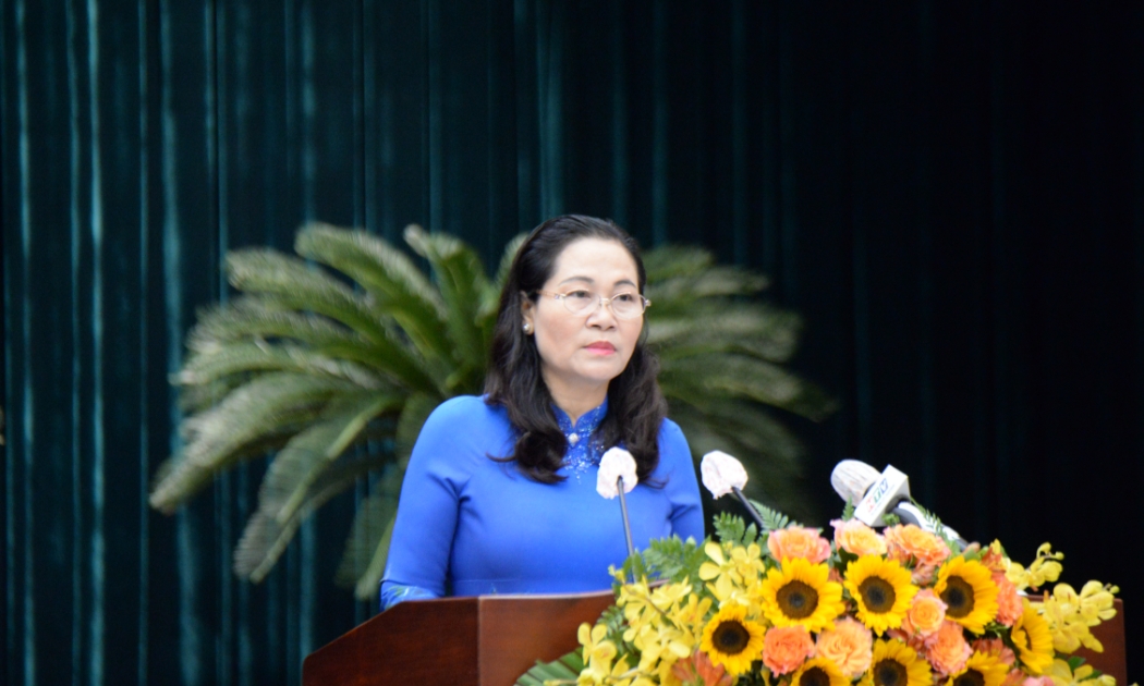 Chủ tịch Hội đồng nhân dân TP.HCM Nguyễn Thị Lệ phát biểu tại kỳ họp sáng ngày 18/4