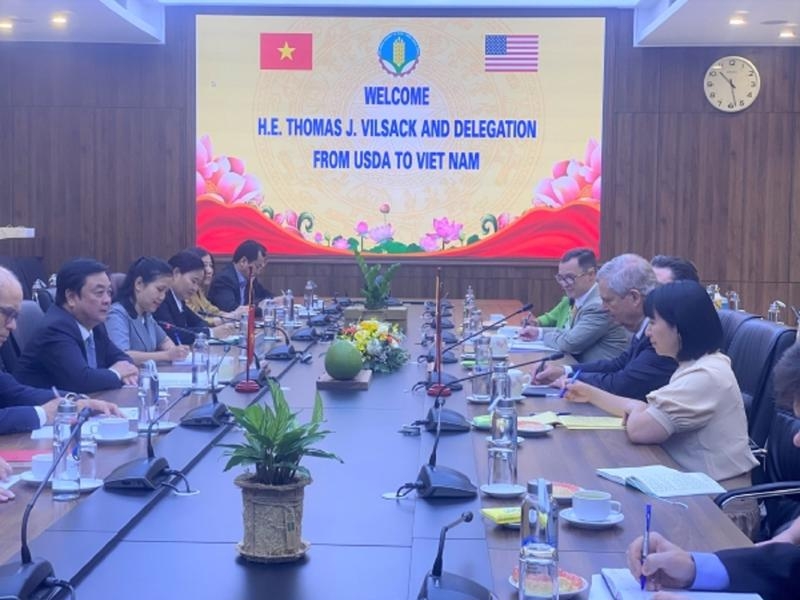 Vietnam & US discuss measures to boost agro-forestry trade