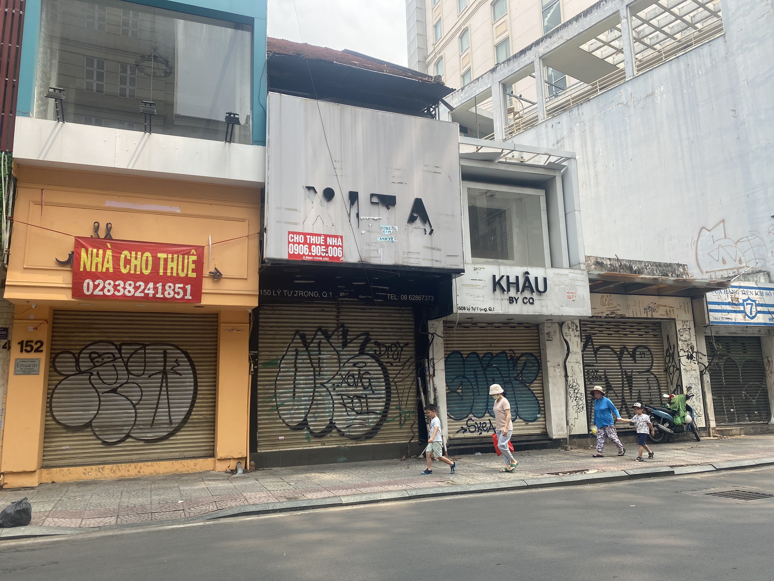 Mặt bằng cho thuê tại trung tâm quận 1 "ảm đạm", xuống cấp 