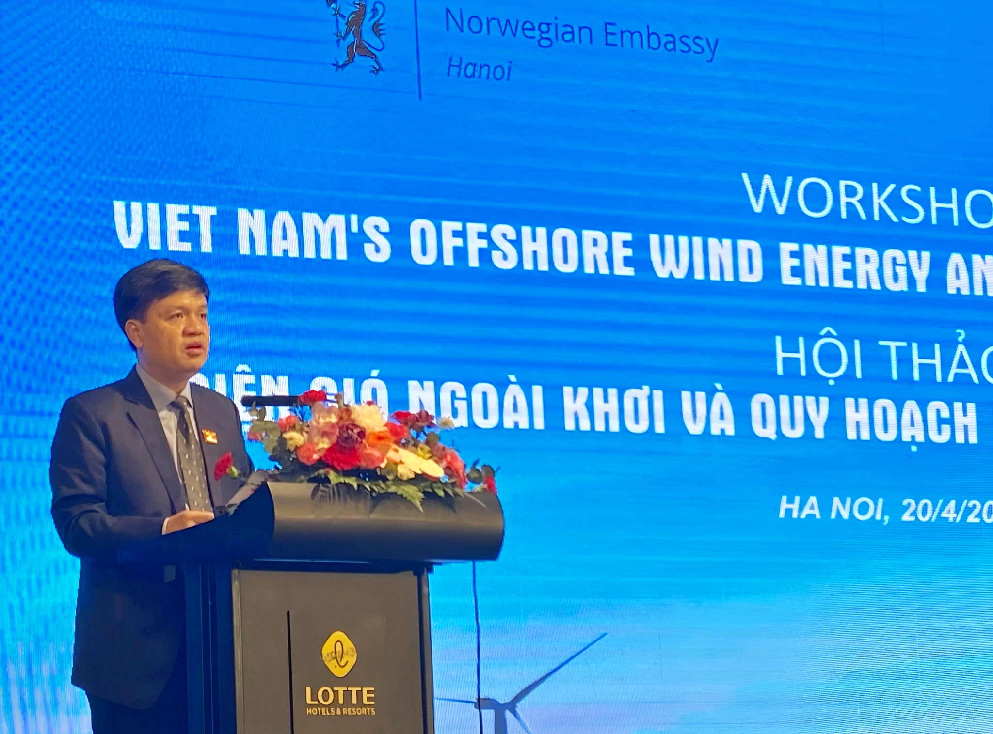 TS Tạ Đ&igrave;nh Thi: 