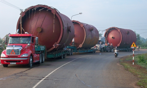 Tìm giải pháp giúp doanh nghiệp đăng ký lưu hành xe siêu trường, siêu trọng “dễ thở” hơn