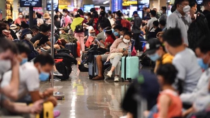 Airlines asked to increase flights, prevent delays during holidays