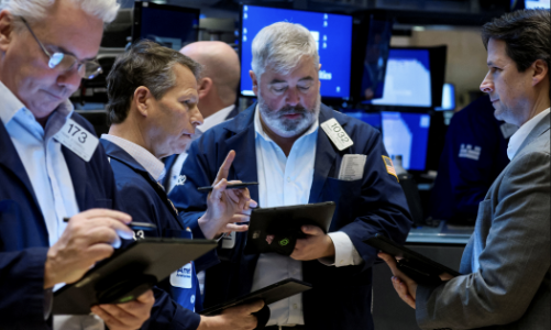 Chứng khoán Mỹ và giá dầu cùng tăng nhẹ