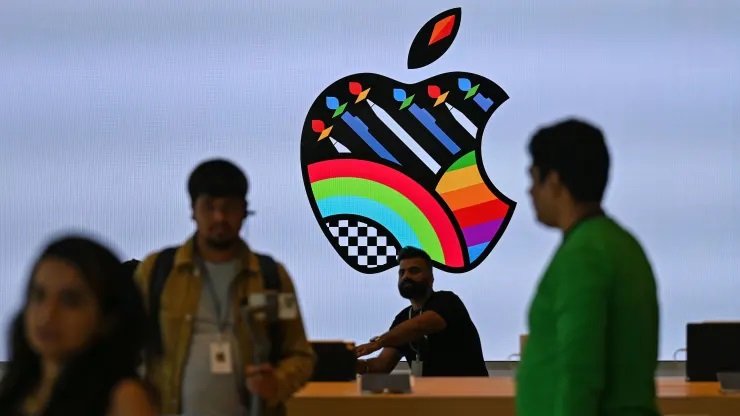 Apple đặt cược lớn vào Ấn Độ, nhưng vẫn sẽ dựa vào Trung Quốc trong “nhiều năm” tới