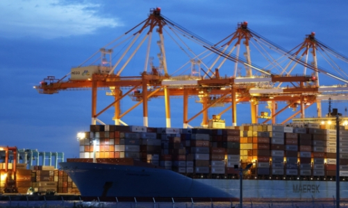 Mỹ kêu gọi EU, G7 cấm xuất khẩu hàng hóa sang Nga, liệu có khả thi?