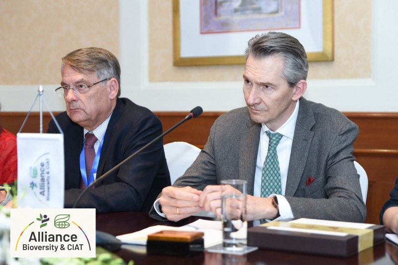 Alliance of Bioversity International and International Center for Tropical Agriculture (CIAT) meet with MARD