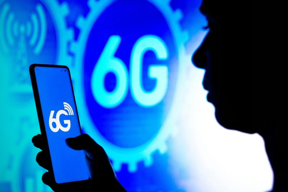 Ba nhà khai thác mạng viễn thông lớn của Trung Quốc– China Mobile, China Telecom và China Unicom – dự kiến sẽ bắt đầu thương mại dịch vụ di động 6G từ năm 2030.