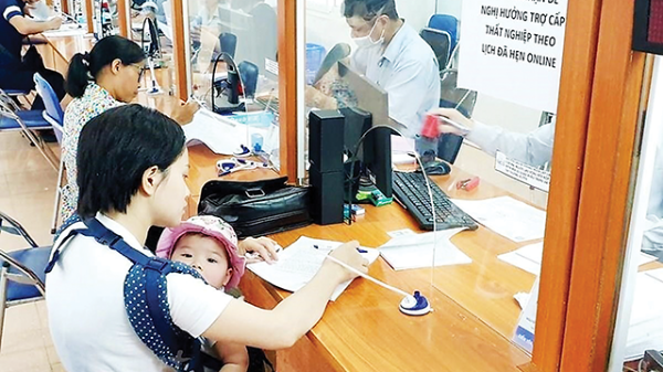 Nghịch lý mối quan hệ tăng trưởng và thất nghiệp